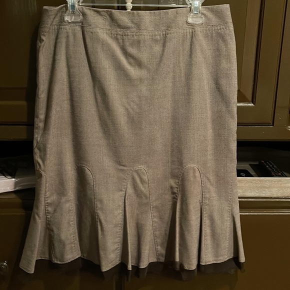 Ladies Jacket and Skirt - Picture 3 of 3